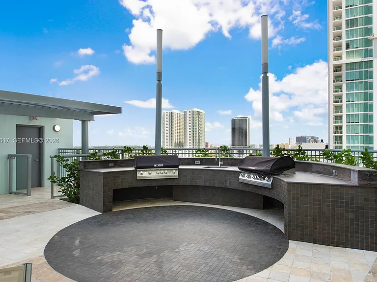 900 Biscayne Blvd #2408 — Photo 35