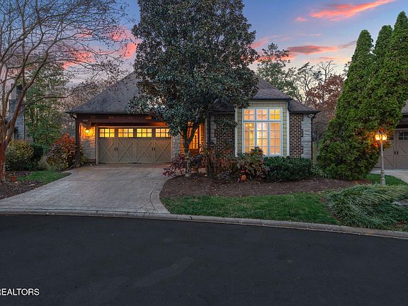 2nd image of 6435 Cobblecreek Way