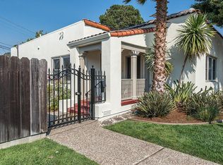 748 Farringdon Ln, Burlingame, CA 94010