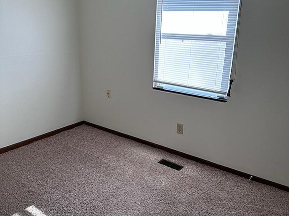 4th image of 7782 Obrian Pl