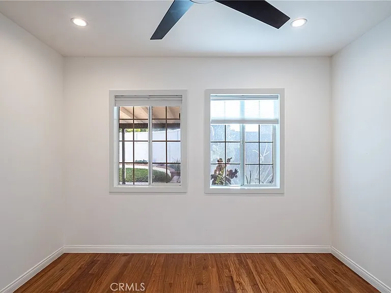 7965 Quimby Ave — Photo 10