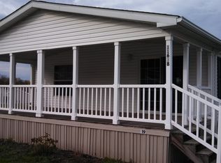 11638 4th St NE, Magnolia, OH 44643