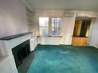 Sold by Manhattan Network Inc.