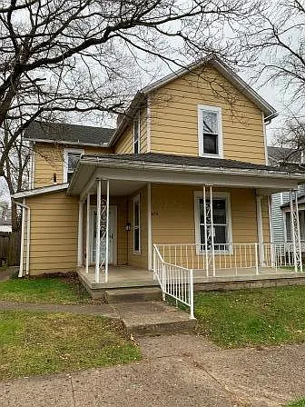 654 King St photo 1