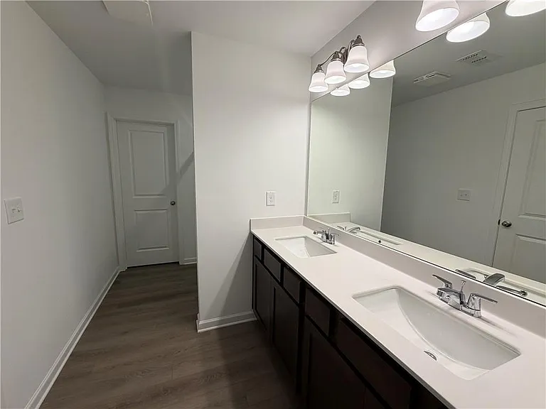 6715 Armonia Dr SW — Photo 18