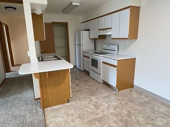 4th image of 717 11th Ave S APT 110