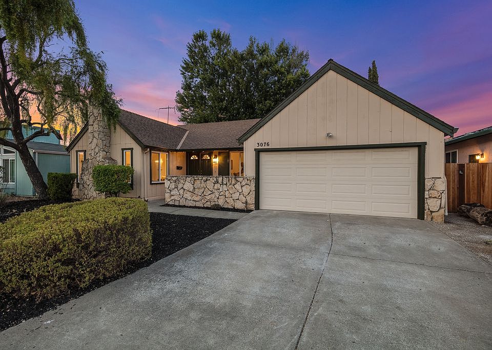 1st image of 3076 Bilbo Dr