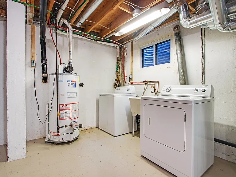 400 Woodsworth Rd #390 — Photo 11