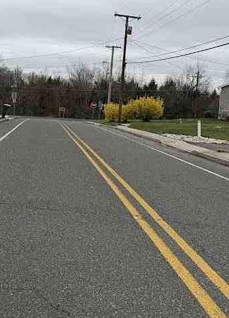 Exterior Neighborhood (street photo)