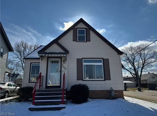 7607 Ridgefield Ave, Cleveland, OH 44129