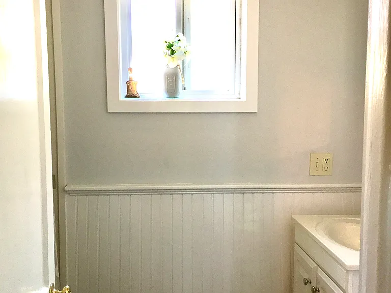 top floor bathroom