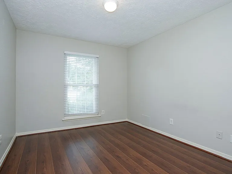 18531 Lippizaner Dr — Photo 25
