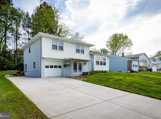 11 Pinedale Rd, Newark, DE 19711