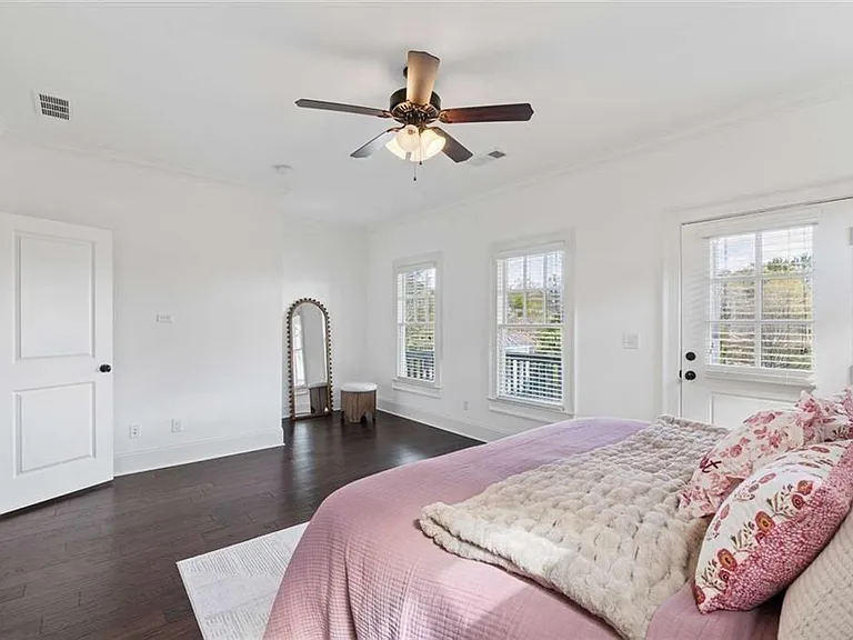 124 Parkside West Ct — Photo 17