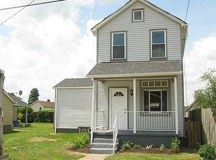 2215 Adams St, Natrona Heights, PA 15065