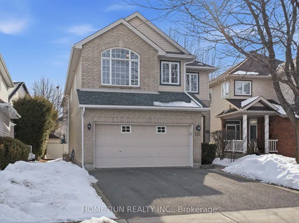 141 Steeple Chase Dr, Ottawa, ON K2M 2Z5