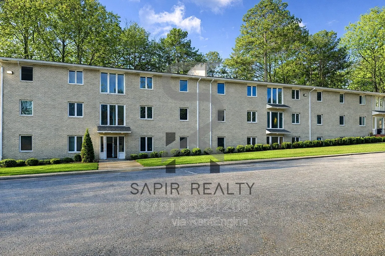 2 bed, 1.0 bath, 760 sqft, $1,045 — Photo 2