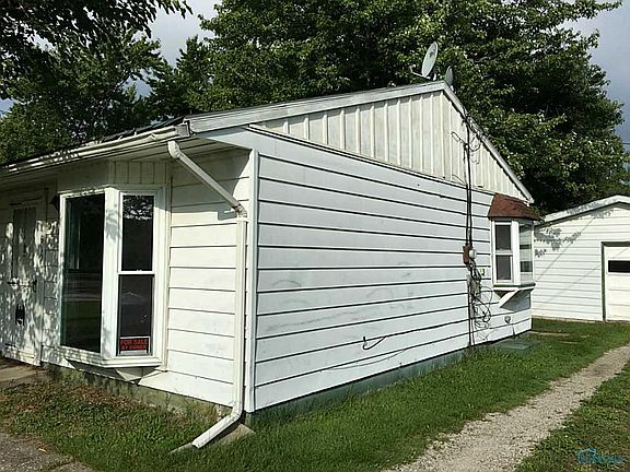 2nd image of 1612 Westgate Dr