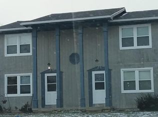 402 N Hickory St, Dewitt, MI 48820