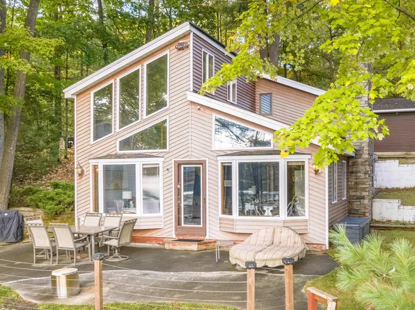 4690 Bittersweet Ln, Traverse City, MI 49696