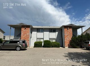 172 SW 7th Ave, Meridian, ID 83642