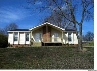1942 Oak Hollow Rd, Gastonia, NC 28054