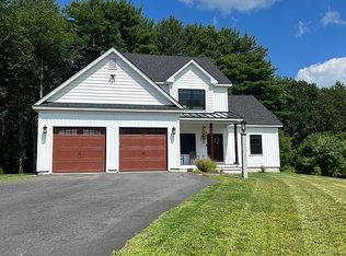 15 Renee Rd, Freeport, ME 04032