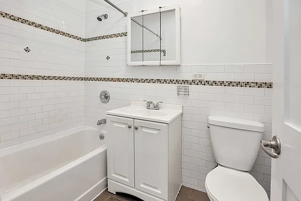 Rented by Corcoran | media 6