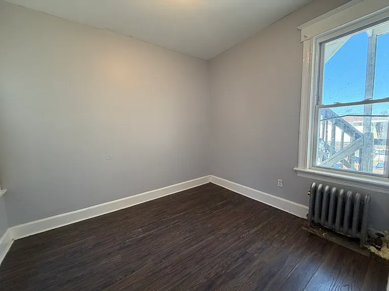 67 Graham Ave #2 — Photo 7