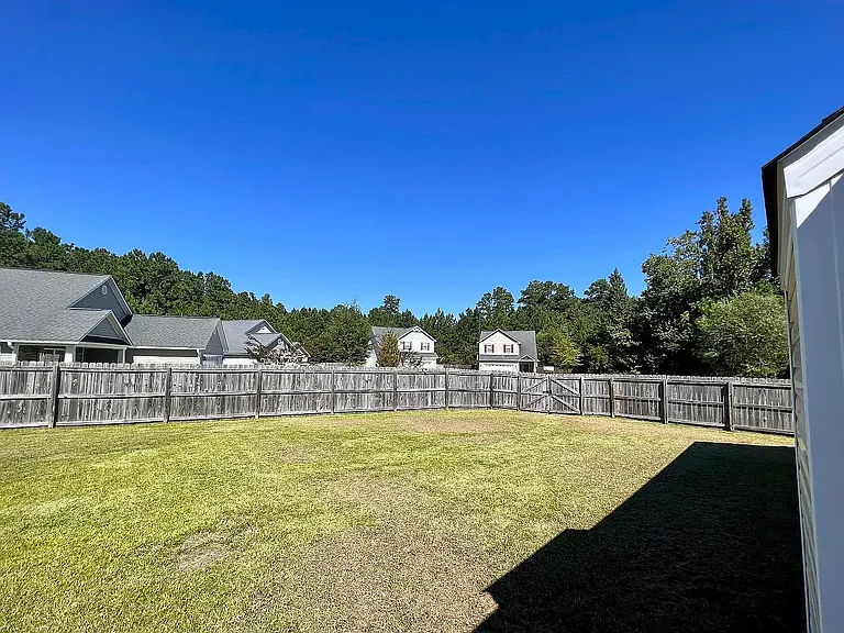 1003 Wt Whitehead Dr — Photo 28