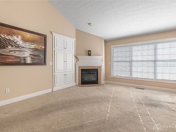 3rd image of 3945 Carmela Ct E