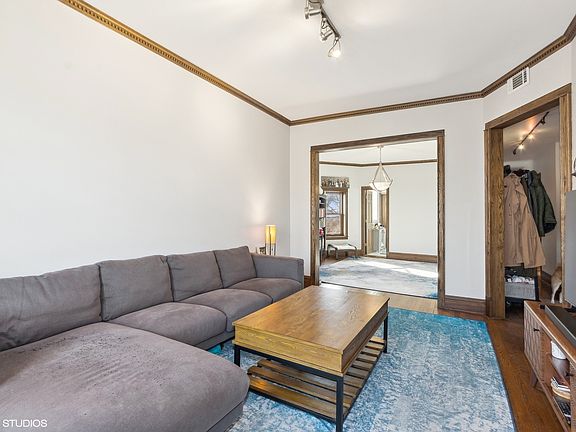 4th image of 6232 N Magnolia Ave #3