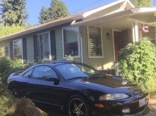 827 Madison St, Silverton, OR 97381
