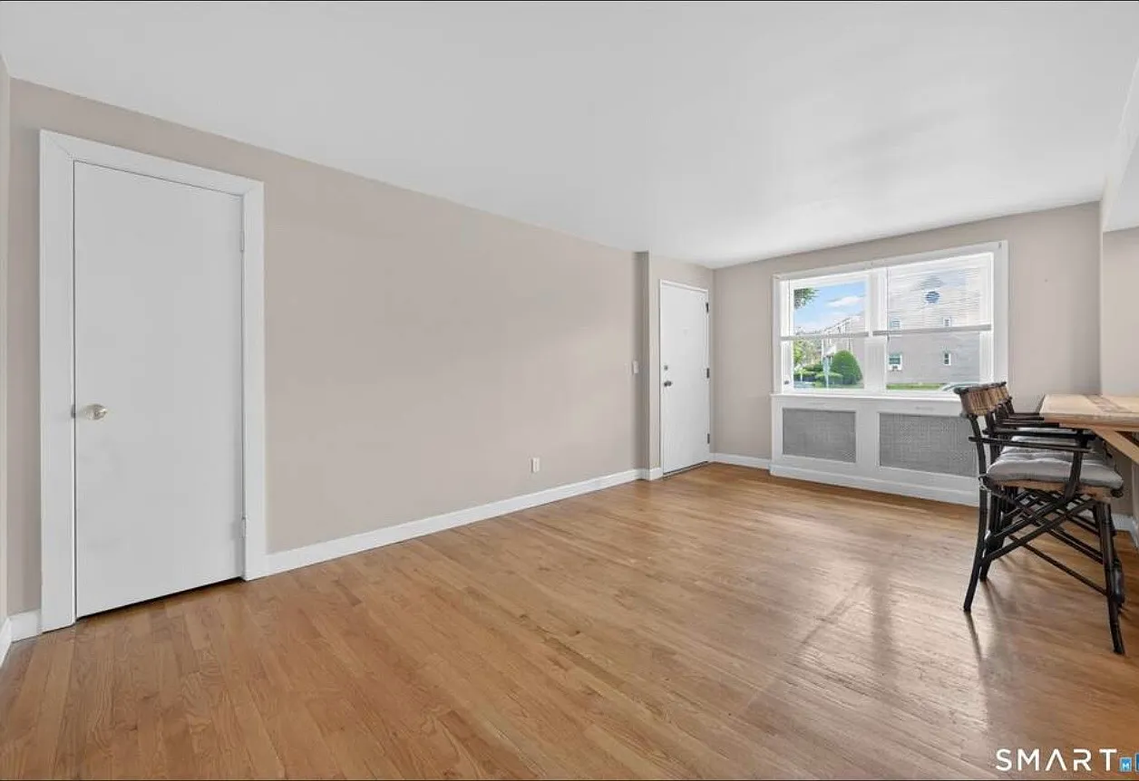 1 bed, 575 sqft, $2,300 — Photo 4