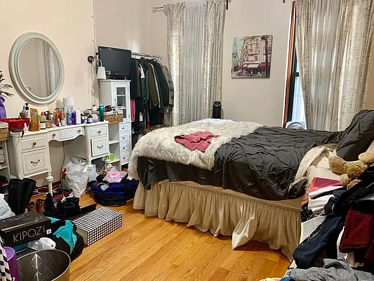 Rented by Corcoran | media 4