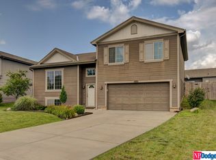 13719 S 44th St, Bellevue, NE 68123