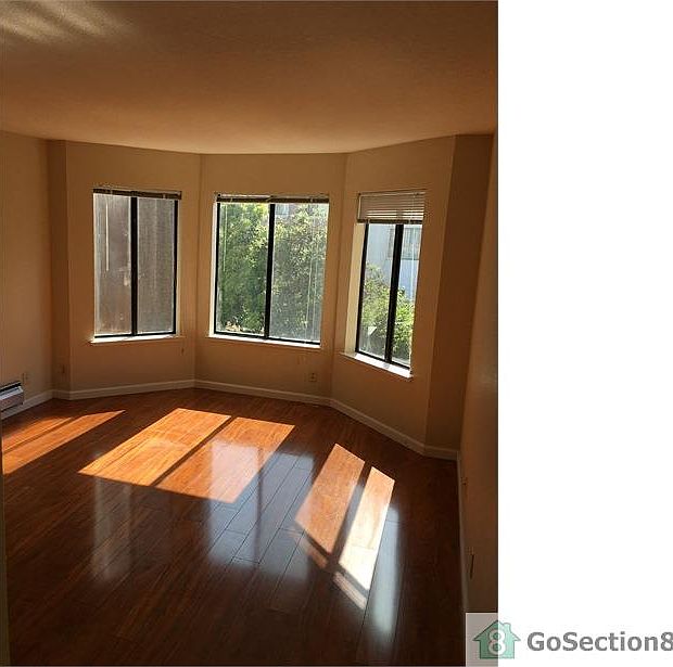 1st image of 349 7th Ave #2