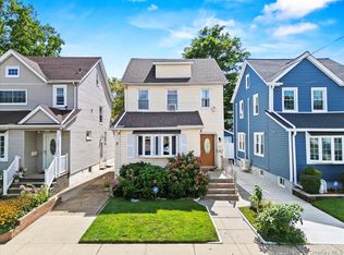 24026 Mayda Rd, Rosedale, NY 11422