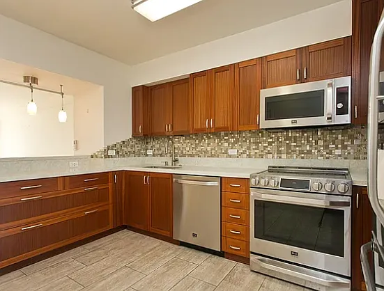 500 University Ave #710-9 — Photo 6