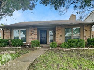 9511 Rutherglen Dr, Dallas, TX 75227