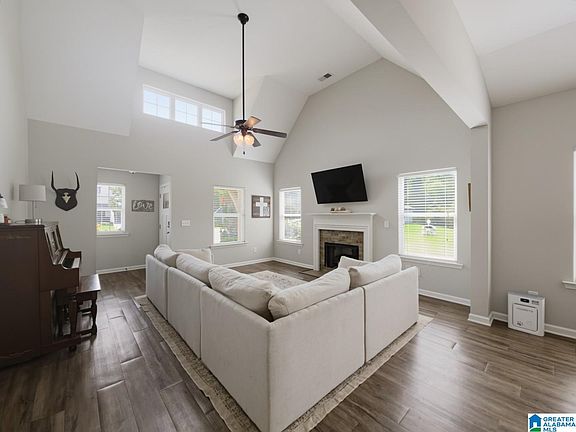 4th image of 176 Shelby Farms Dr