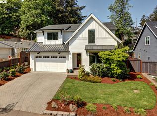 8321 SW 39th Ave, Portland, OR 97219