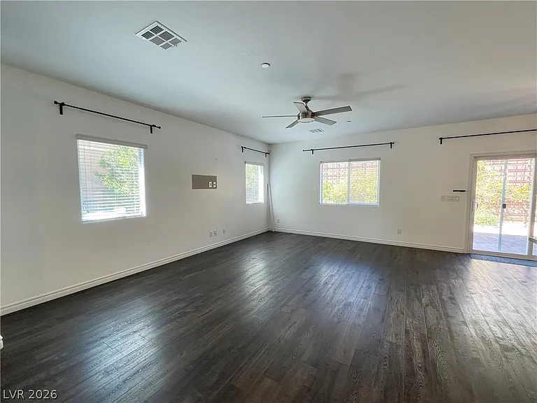 7035 Denio Island St — Photo 3