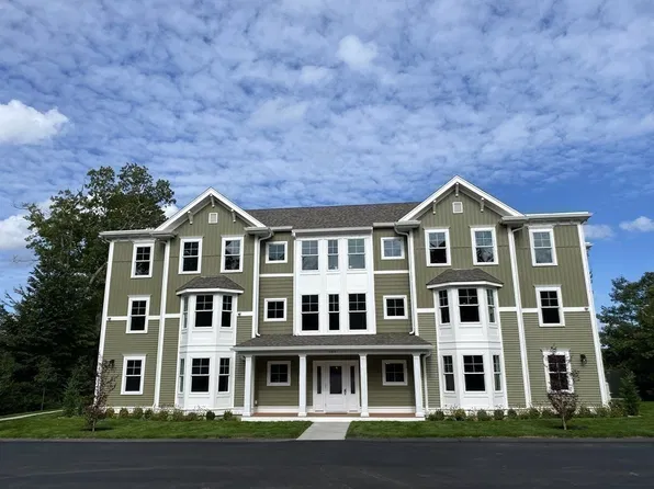 949 State Rd, Plymouth, MA
