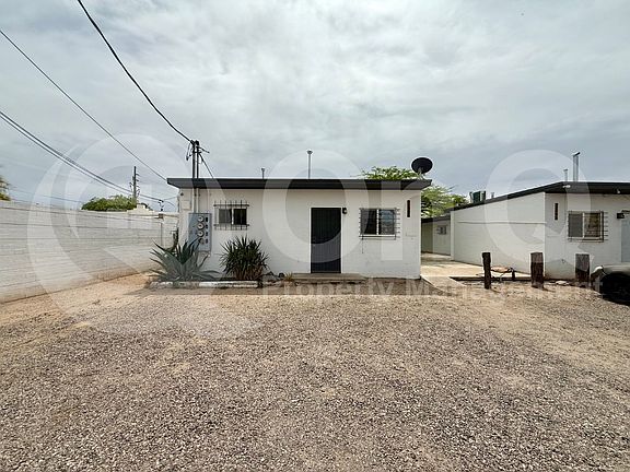 3rd image of 3566 E Kleindale Rd APT D