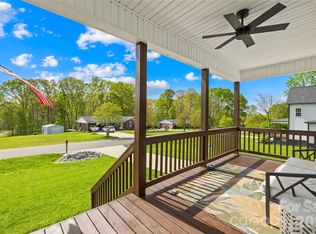 3240 Hoffman Acres St, Lincolnton, NC 28092