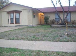 1412 London Rd, Round Rock, TX 78664