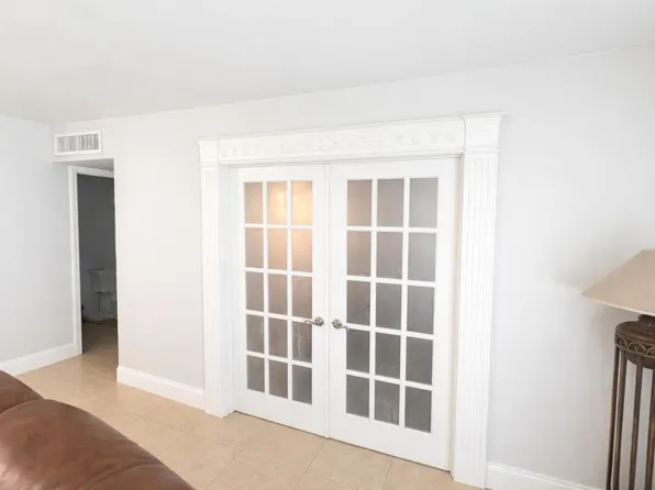 4052 N Pine Island Road #1c, Sunrise, FL 33351