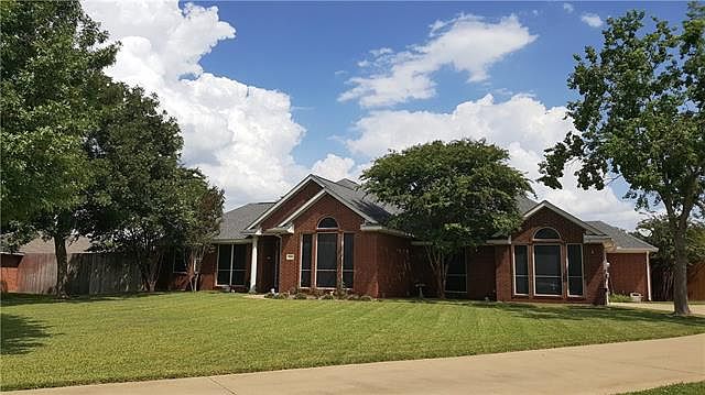 1st image of 2231 Dogwood Ct