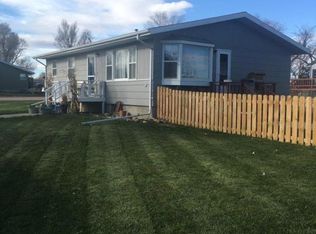 311 1st St W, Lemmon, SD 57638